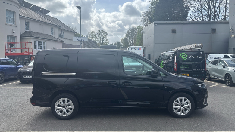 Ford Transit Connect 250 L2 Petrol 1.5 EcoBoost PHEV 150 Limited Van Auto
